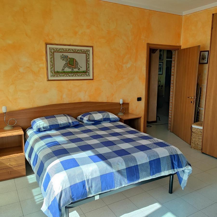 Appartamento Chic Vista Lago - Casa Janis 베르바니아 외부 사진