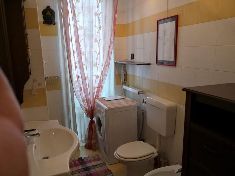Appartamento Chic Vista Lago - Casa Janis 베르바니아 외부 사진